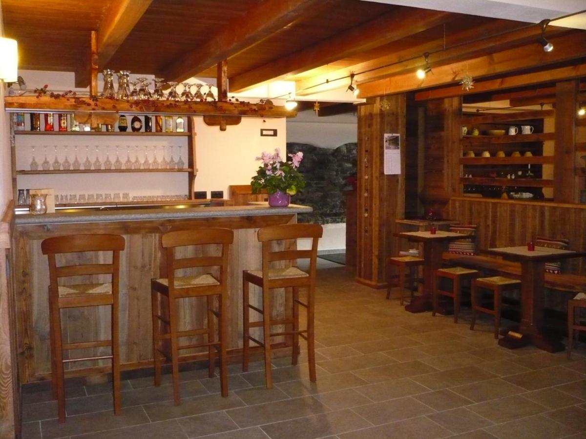 Bed and Breakfast Dresalwoald Грессоне-Сен-Жан Екстер'єр фото